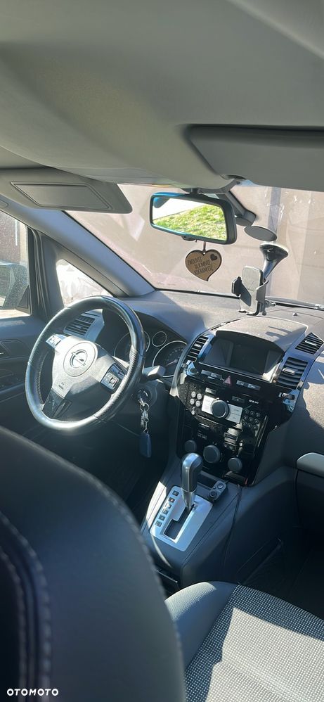 Opel Zafira 1.9 CDTI Sport ActiveSelect - 4