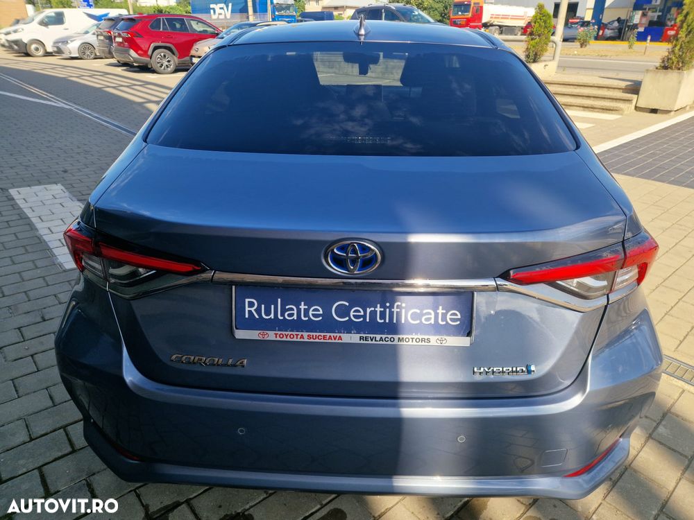 Toyota Corolla 1.8 HSD Business - 8
