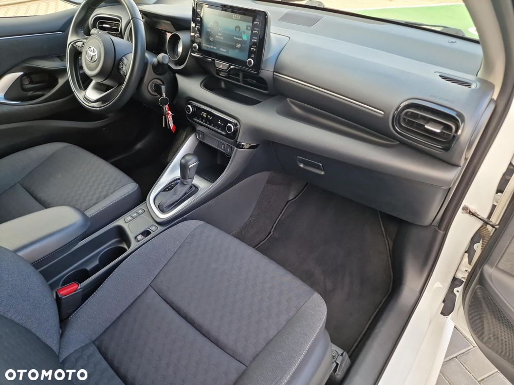 Toyota Yaris - 15
