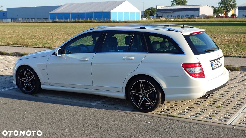 Mercedes-Benz Klasa C 320 CDI Avantgarde 4-Matic - 9
