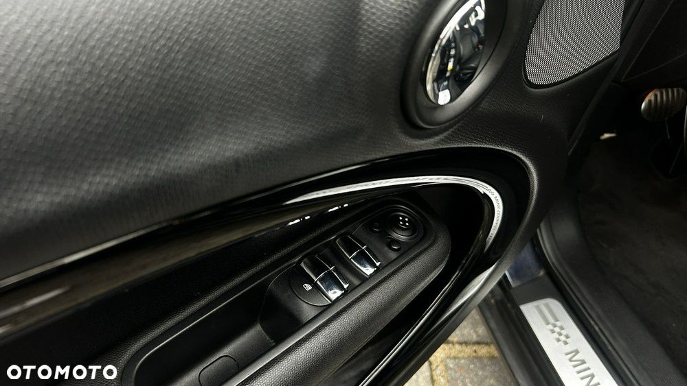 MINI Countryman Cooper S All4 - 16