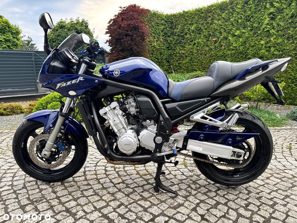 Yamaha FZS - 15
