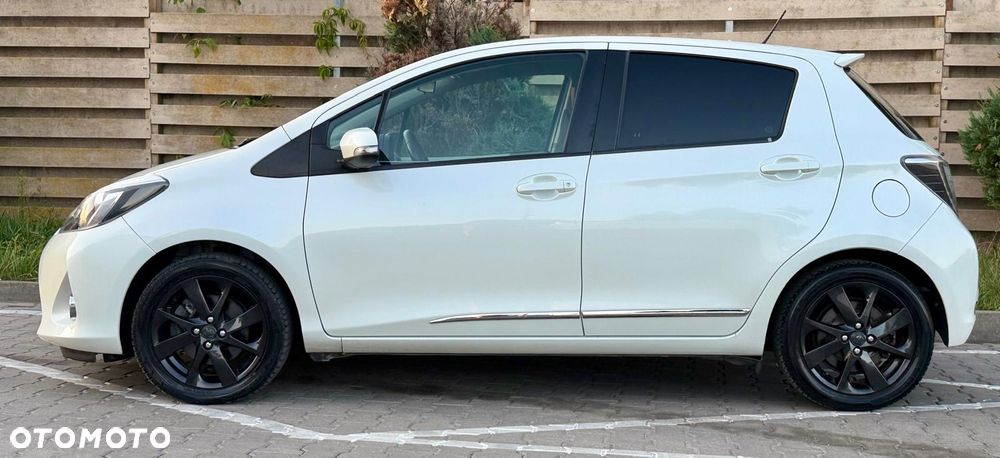 Toyota Yaris - 11
