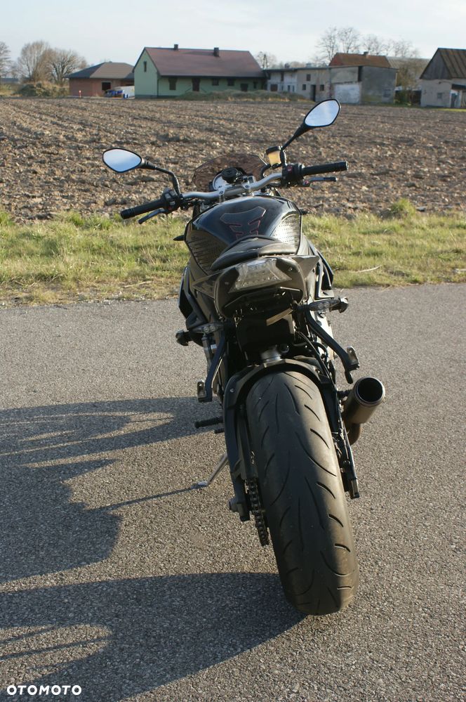BMW S - 6