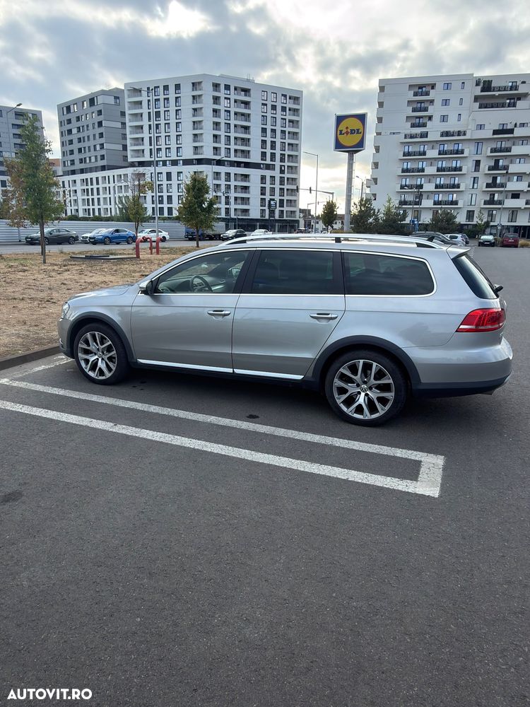 Volkswagen Passat Alltrack - 8