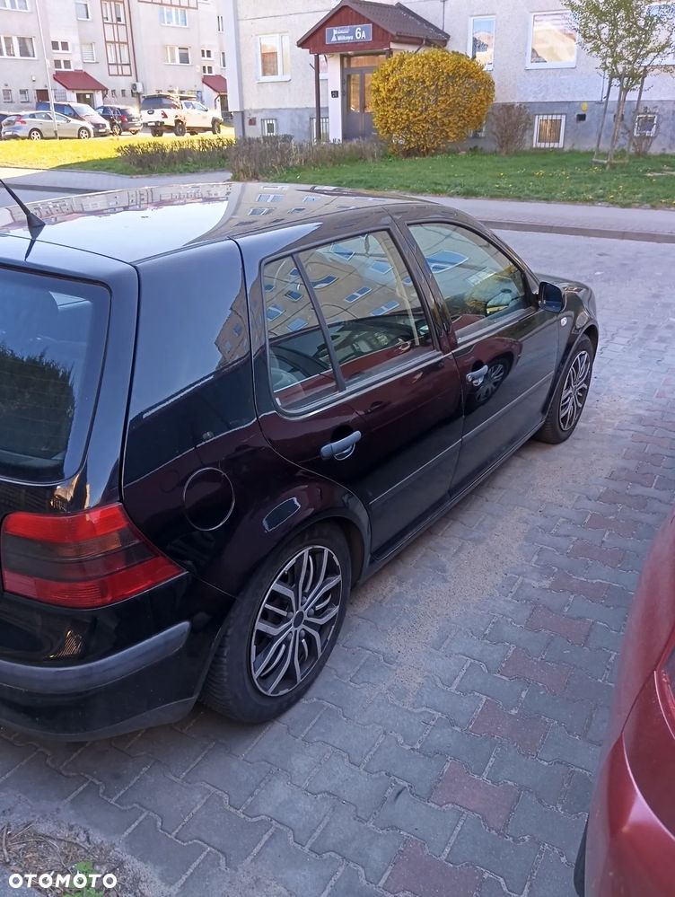 Volkswagen Golf 1.4 Comfortline - 3