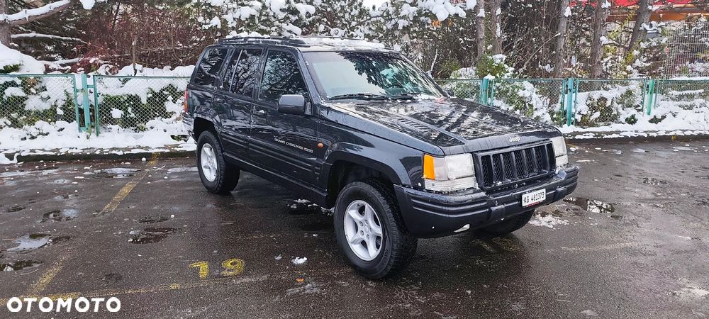 Jeep Grand Cherokee - 18