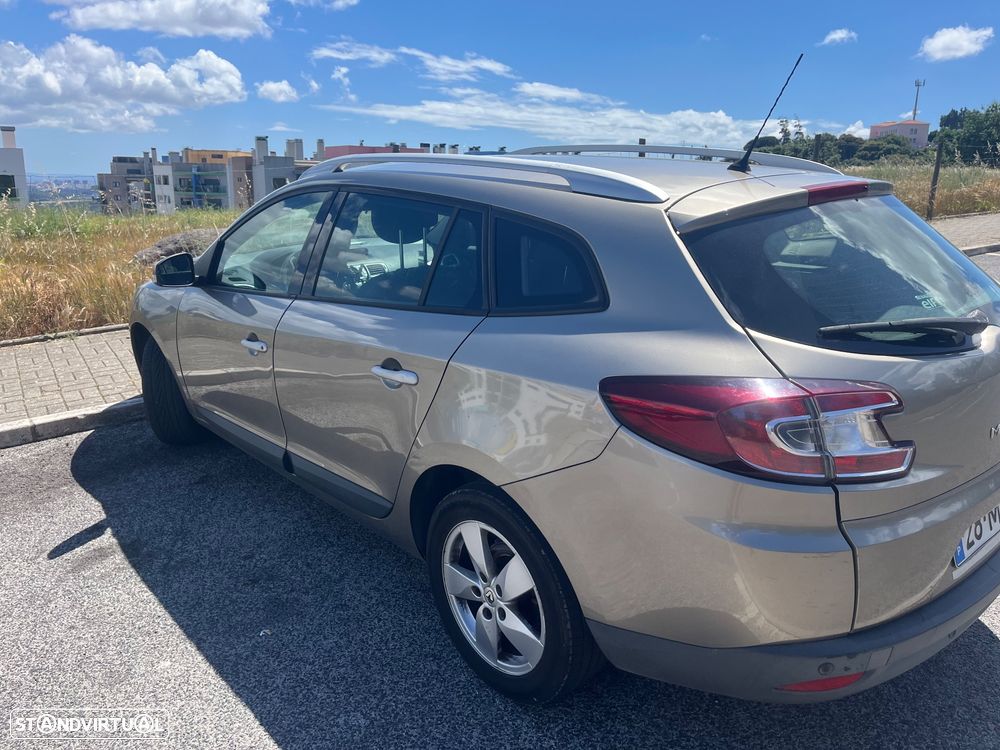 Renault Mégane Sport Tourer 1.5 dCi Dynamique - 9