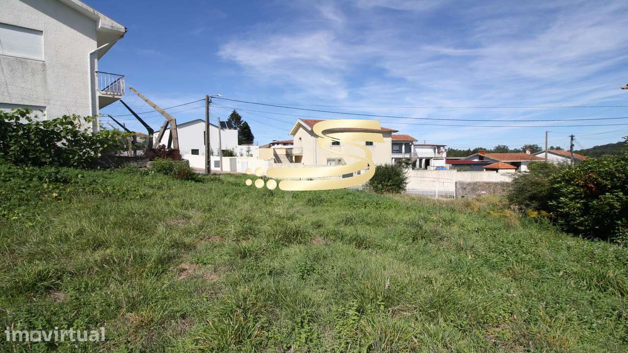 Terreno Urbano em Stª Maria da Feira - Grande imagem: 2/4