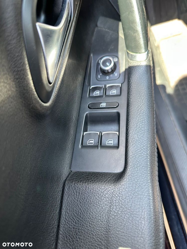 Volkswagen Passat CC - 13