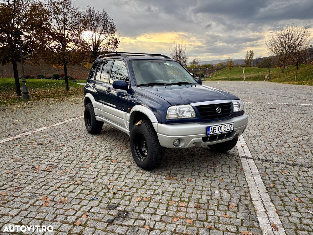 Suzuki Grand Vitara 2.0i - 1
