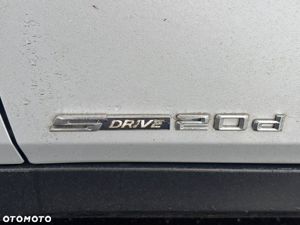 BMW X1 sDrive20d - 29