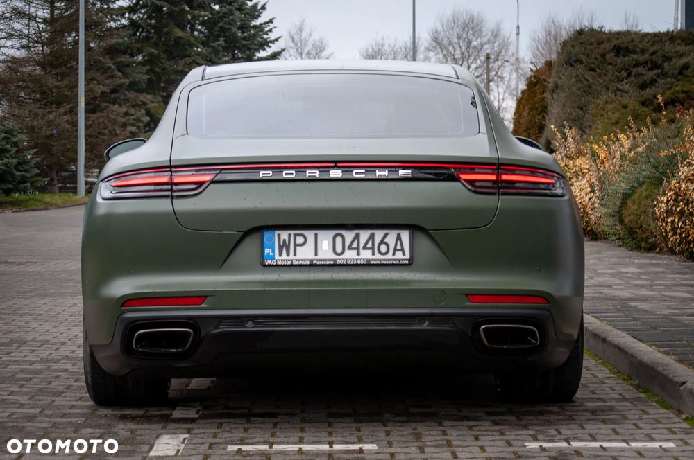 Porsche Panamera Standard - 10