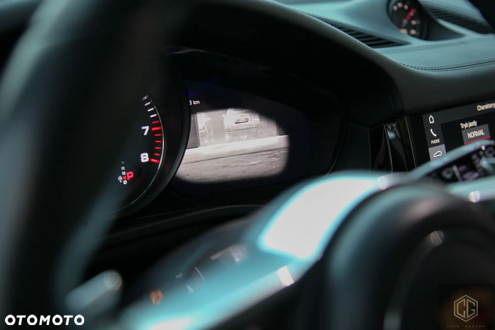 Porsche Cayenne - 19