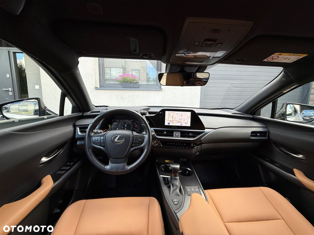 Lexus UX 250h GPF F Sport Design+ 2WD - 23
