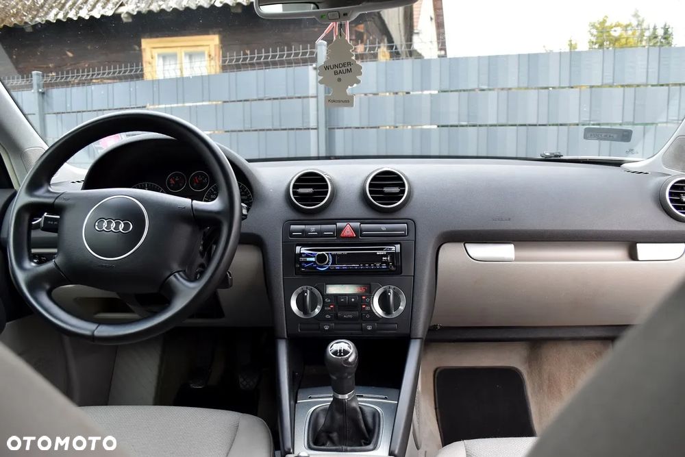 Audi A3 1.9 TDI Attraction - 21