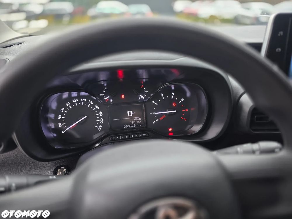 Toyota Proace City 2.0t 1.5 D-4d 100KM  Furgon Blaszak BEZWYPADKOWA z Polskiego Salonu I Pierwszy i Jedyny Właściciel I Pełna Faktura Vat 23% - 18