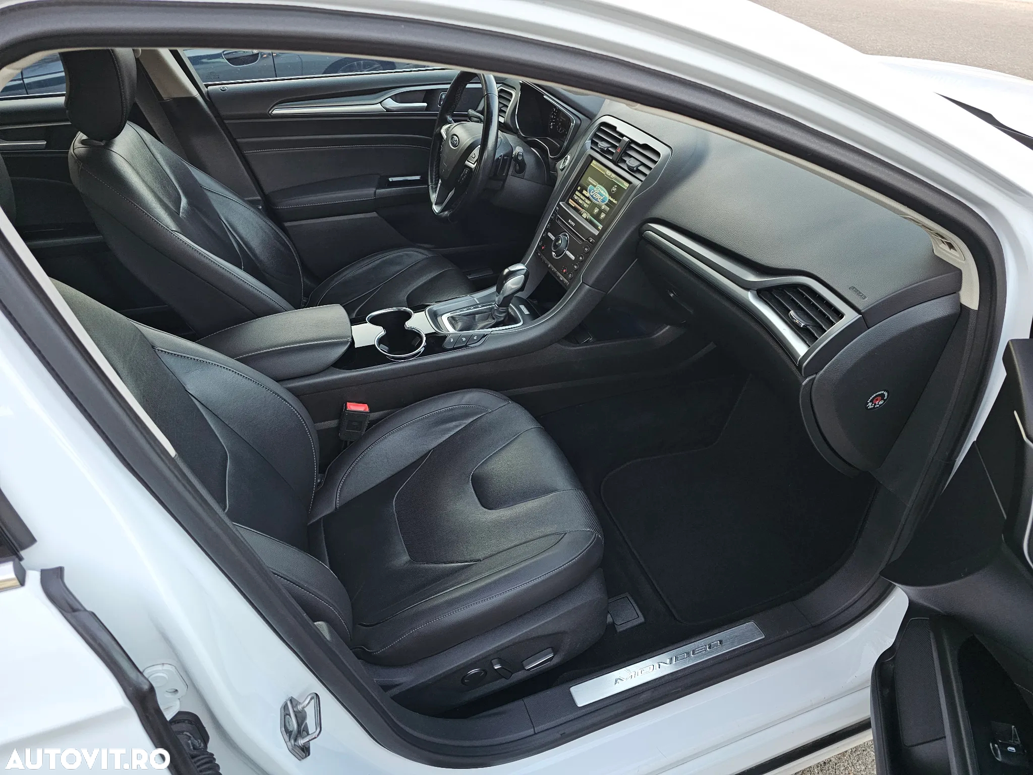 Ford Mondeo - 9