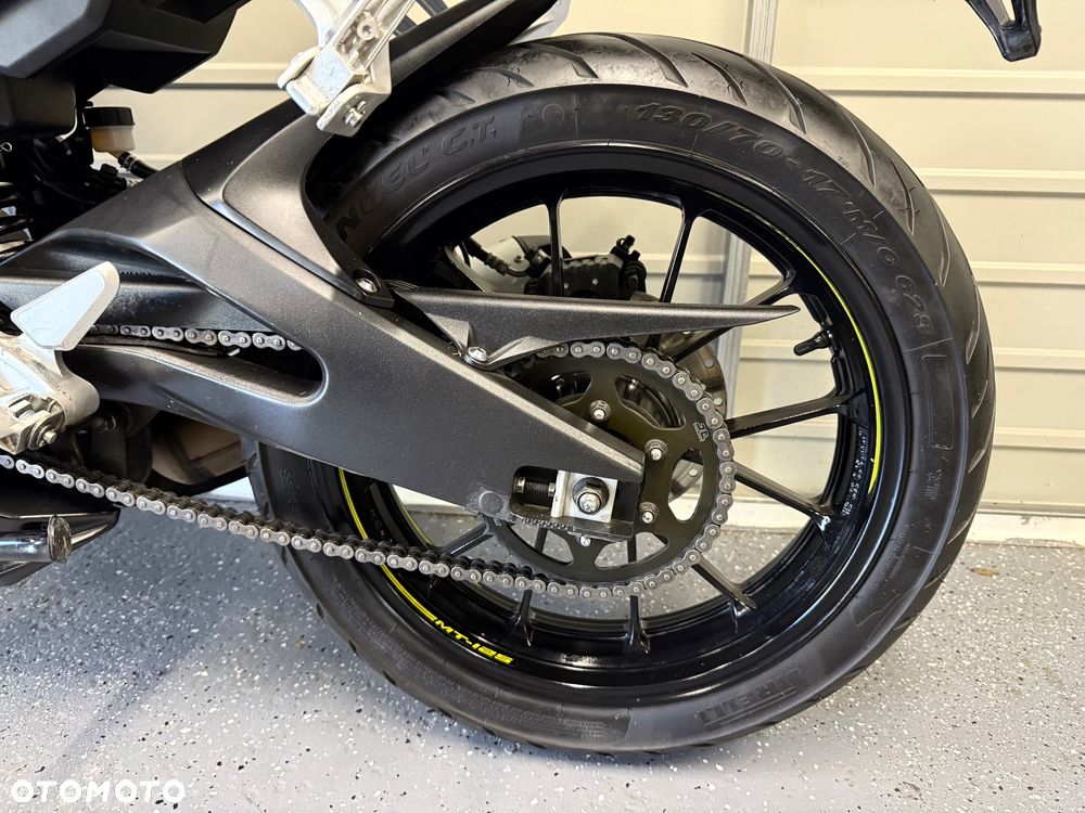 Yamaha MT - 11