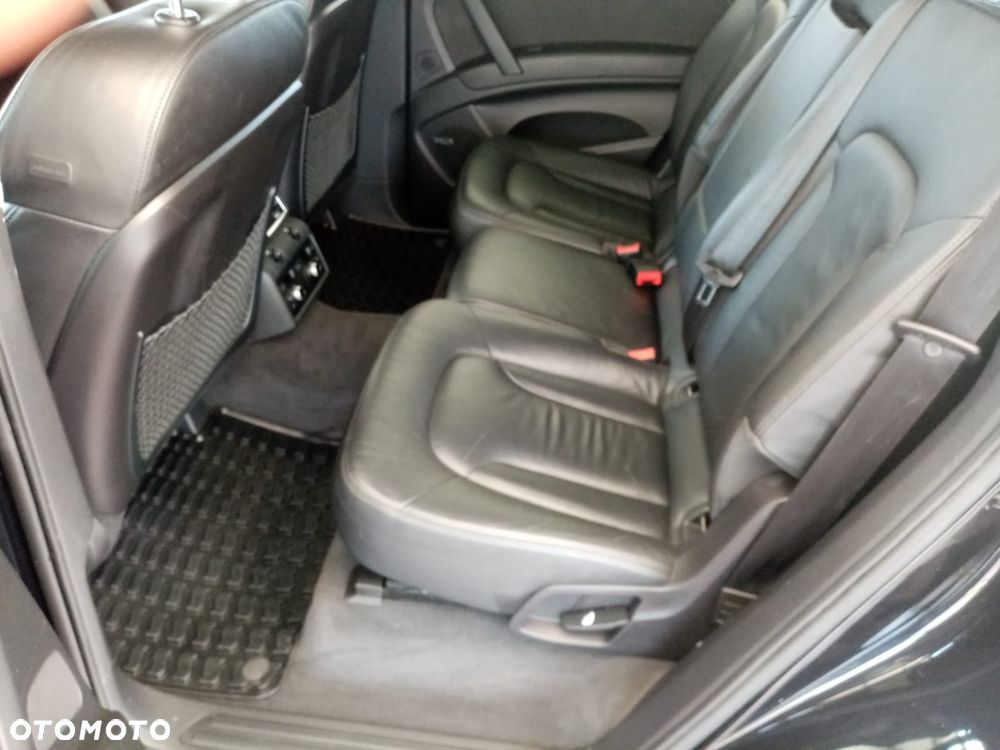 Audi Q7 - 6