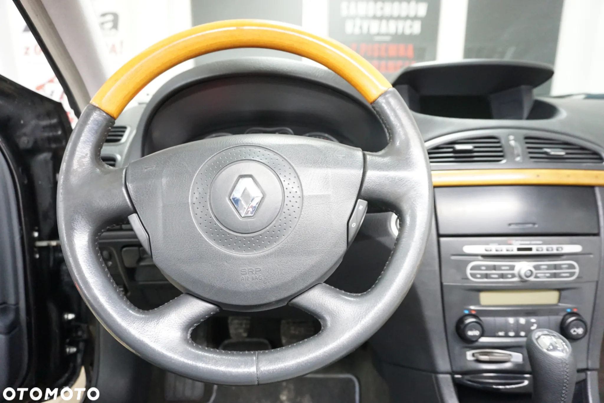 Renault Laguna 2.0 16V Initiale - 13