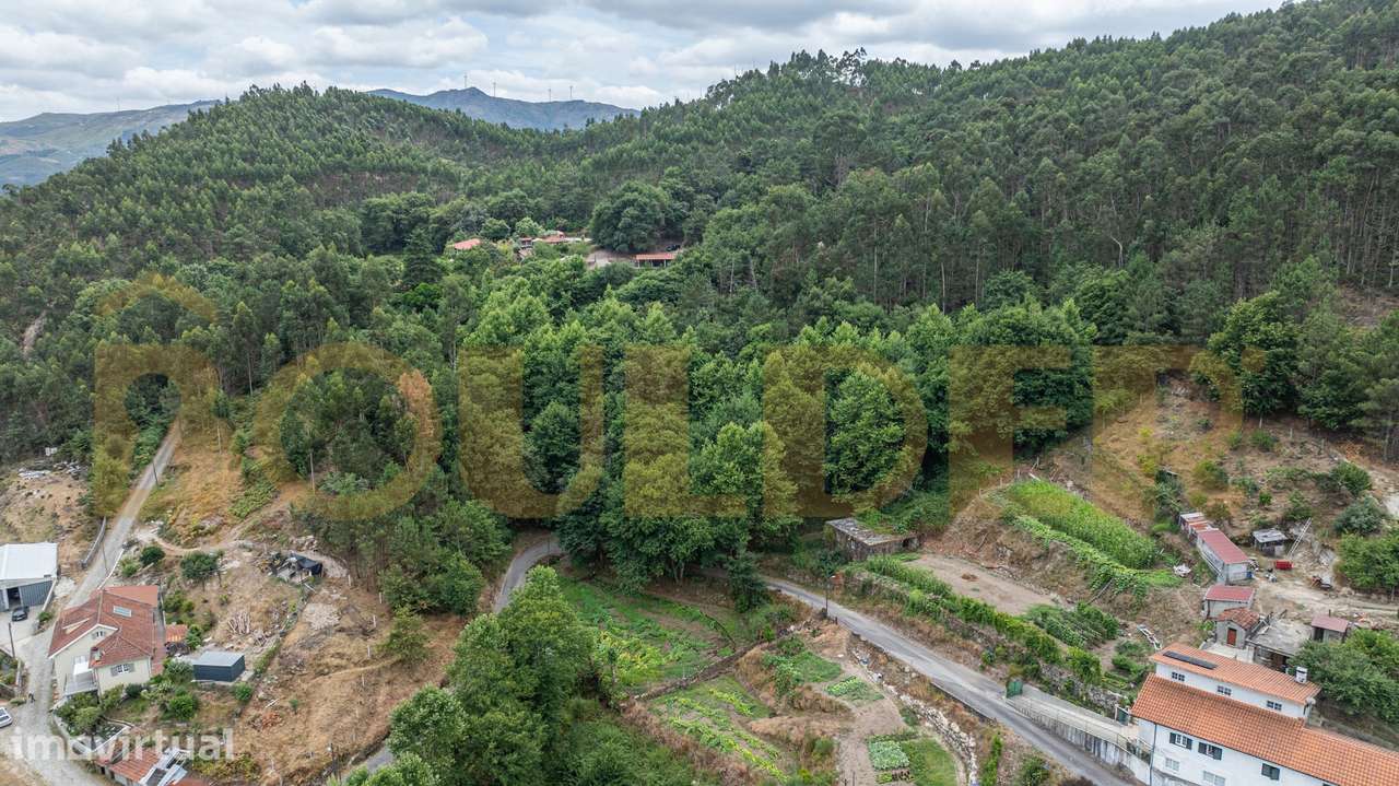 Terreno com terreno em Mosteiro - Grande imagem: 5/13