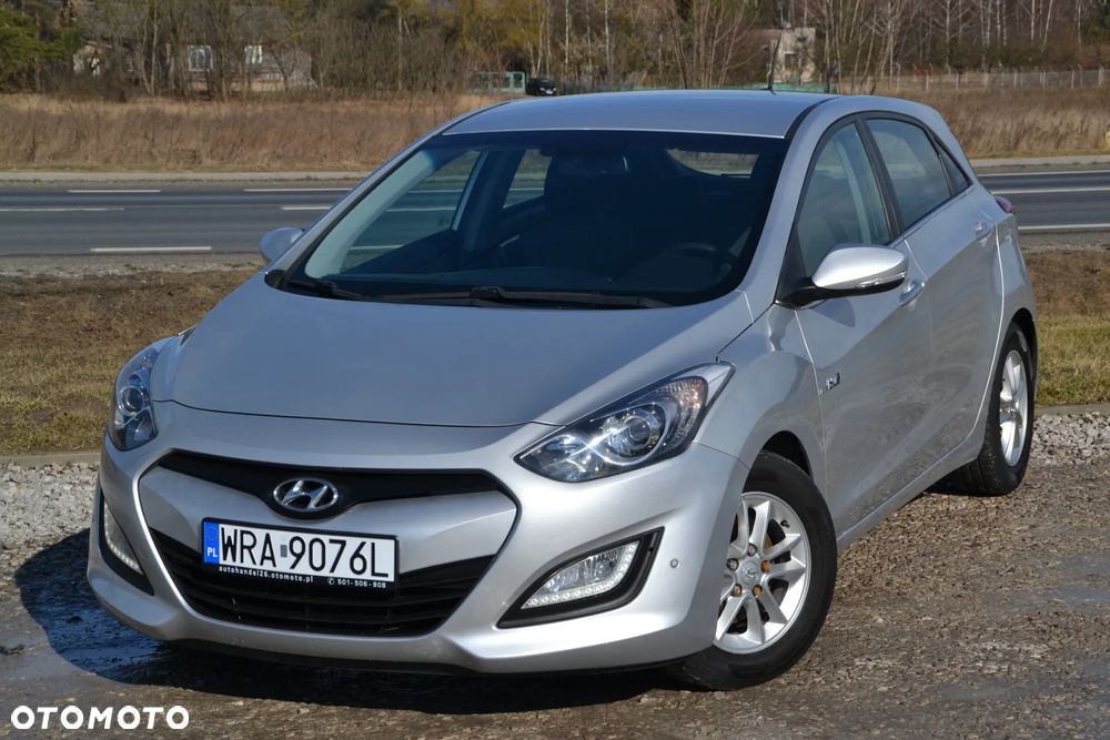 Hyundai i30 i30cw 1.6 Trend - 2