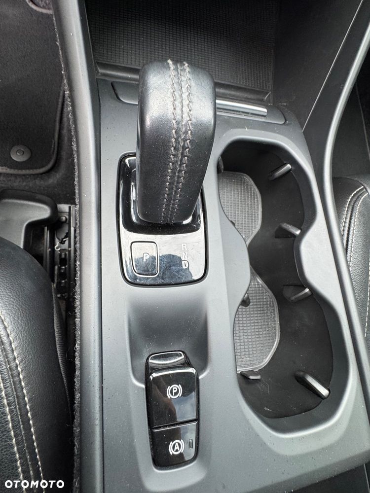 Volvo XC 40 - 19