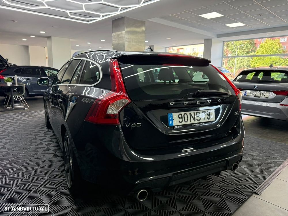 Volvo V60 2.0 D2 R-Design Momentum - 7
