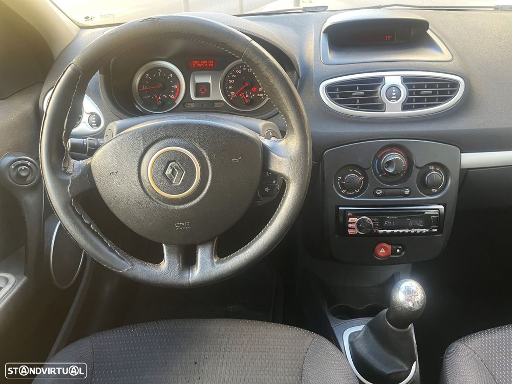 Renault Clio 1.5 dCi Dynamique - 12