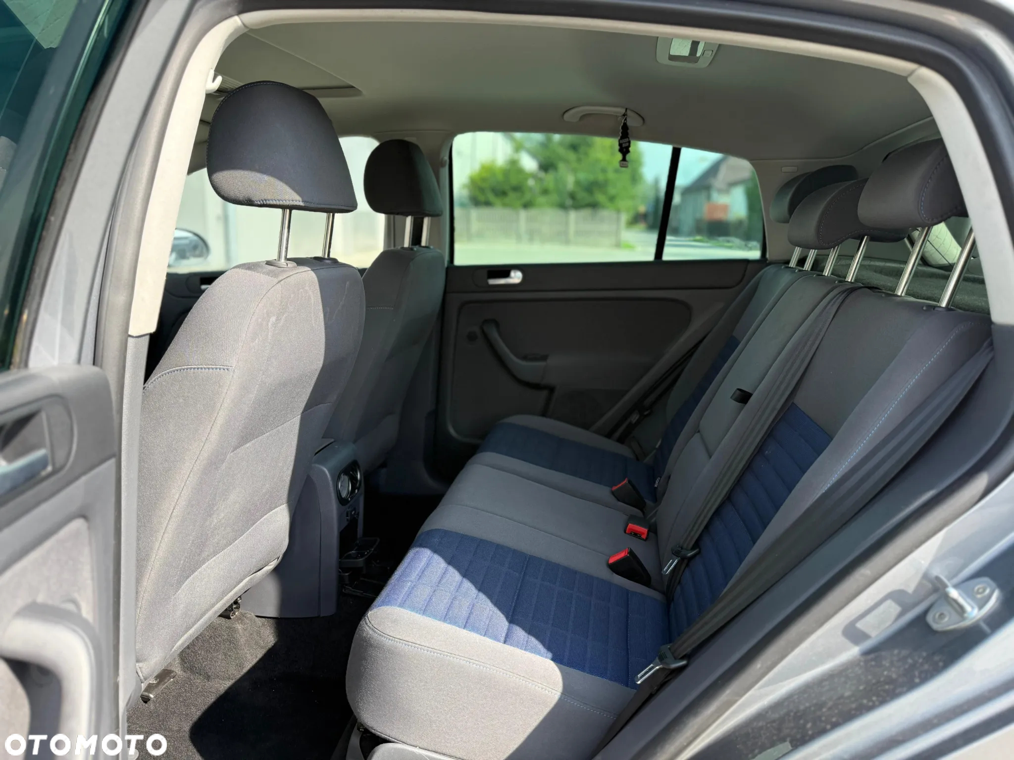Volkswagen Golf Plus 2.0 TDI Comfortline - 17