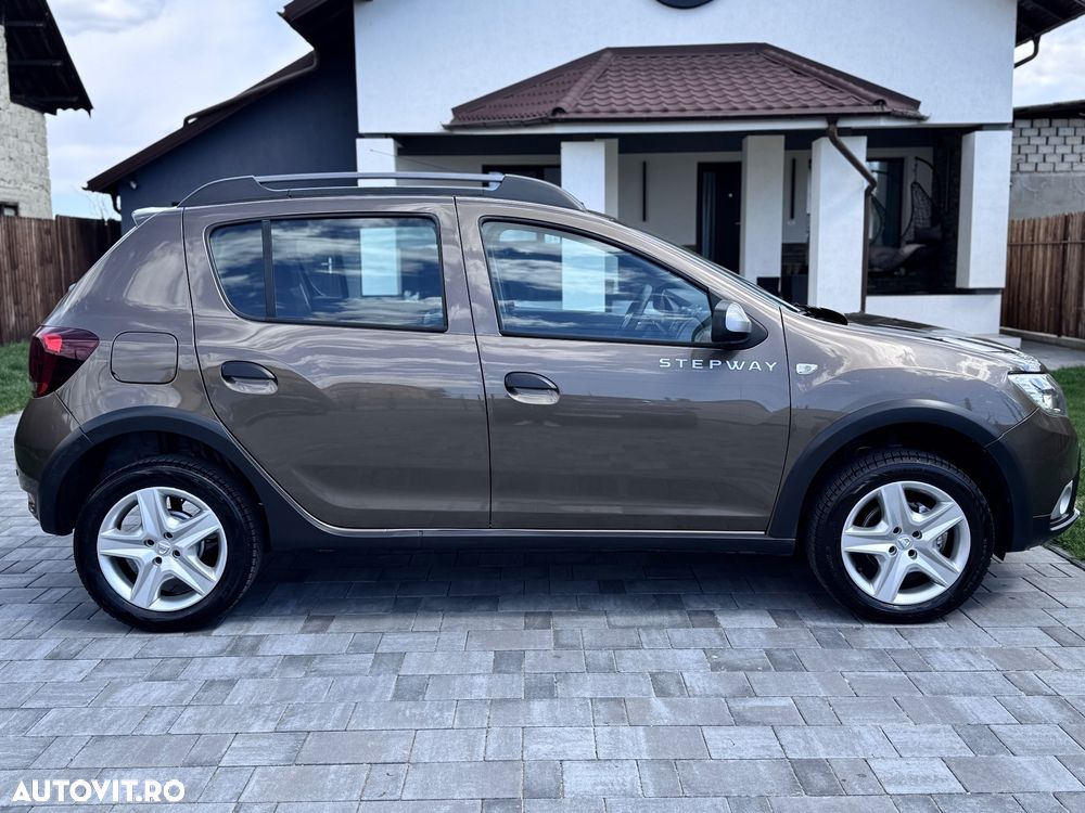 Dacia Sandero Stepway 0.9 TCe - 11