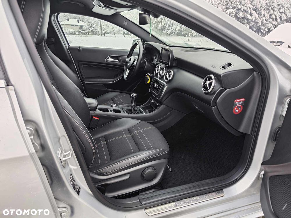 Mercedes-Benz Klasa A 180 CDI BlueEFFICIENCY Edition Style - 4