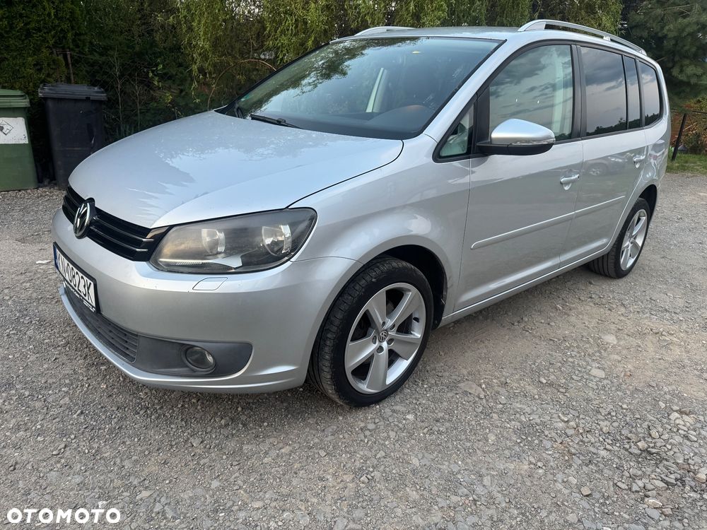 Volkswagen Touran 1.6 TDI DPF BlueMotion Technology DSG STYLE