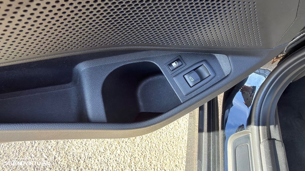BMW 330 e Corporate Edition Auto - 16