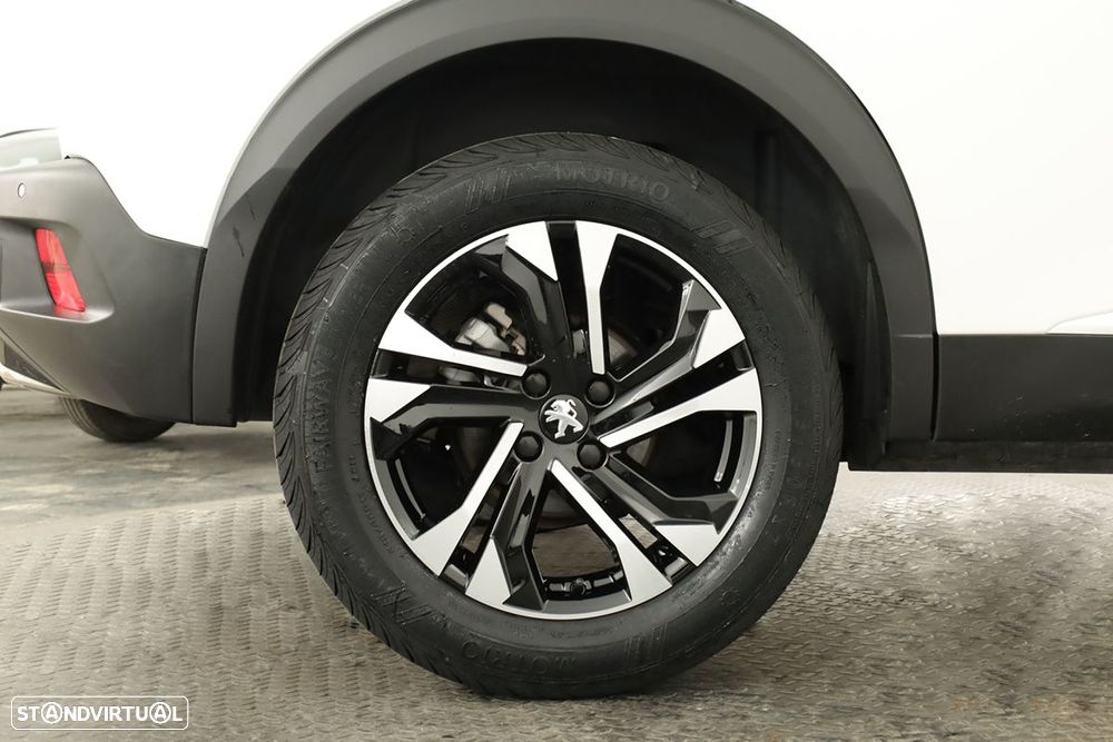 Peugeot 2008 1.2 PureTech Allure Pack EAT8 - 5