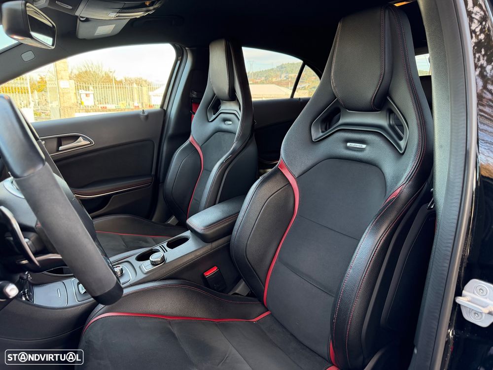 Mercedes-Benz A 45 AMG 4-Matic - 9