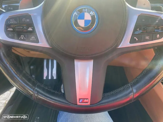 BMW 530 e Pack Desportivo M - 43