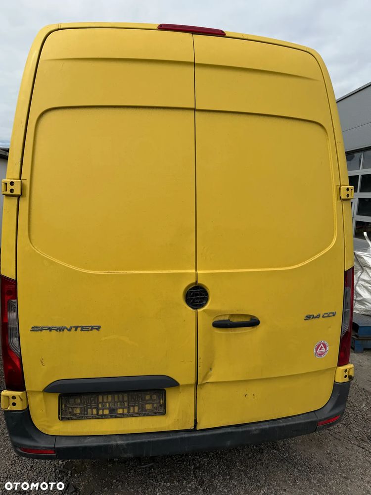 Sprinter 907 910 2,2 CDI 19-24 drzwi tył prawe i lewe komplet - 1