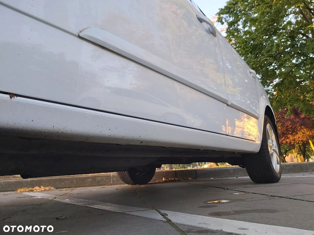 Opel Astra III 1.6 Enjoy - 19