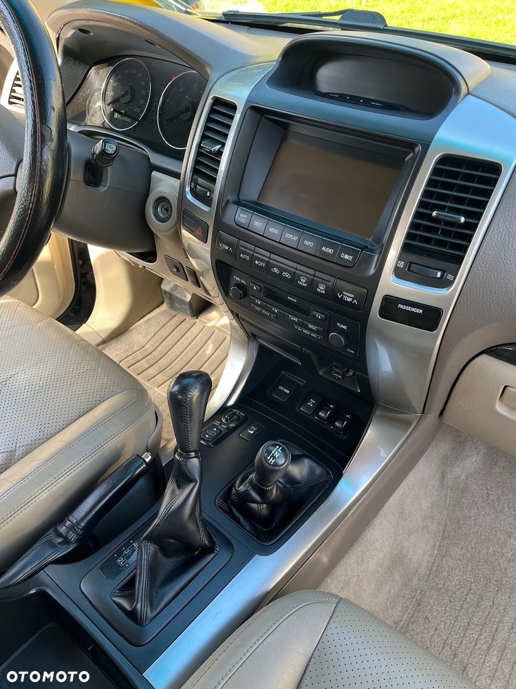 Toyota Land Cruiser LC 3.0 D-4D Sol - 21