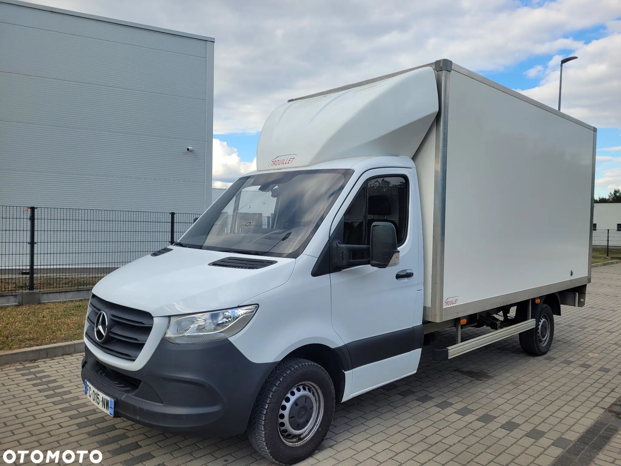 Mercedes-Benz Sprinter - 1