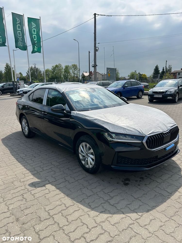 Skoda Superb 2.0 TDI SCR Essence DSG - 4