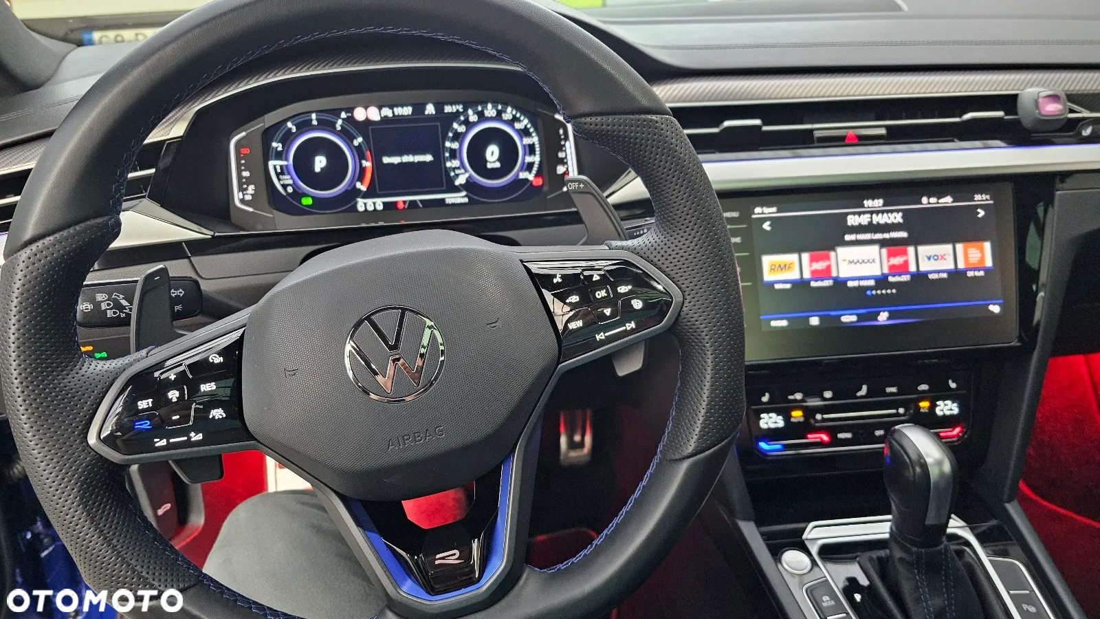 Volkswagen Arteon 2.0 TSI 4Motion R DSG - 25