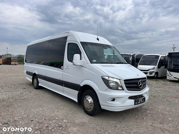 Mercedes-Benz Sprinter 519