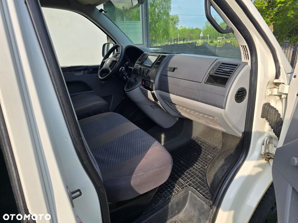 Volkswagen T5 - 1