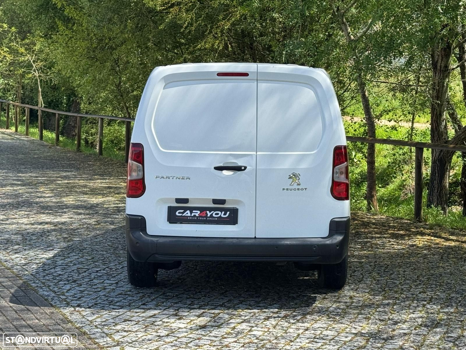 Peugeot Partner 1.5 BlueHDi Premium Longa - 15