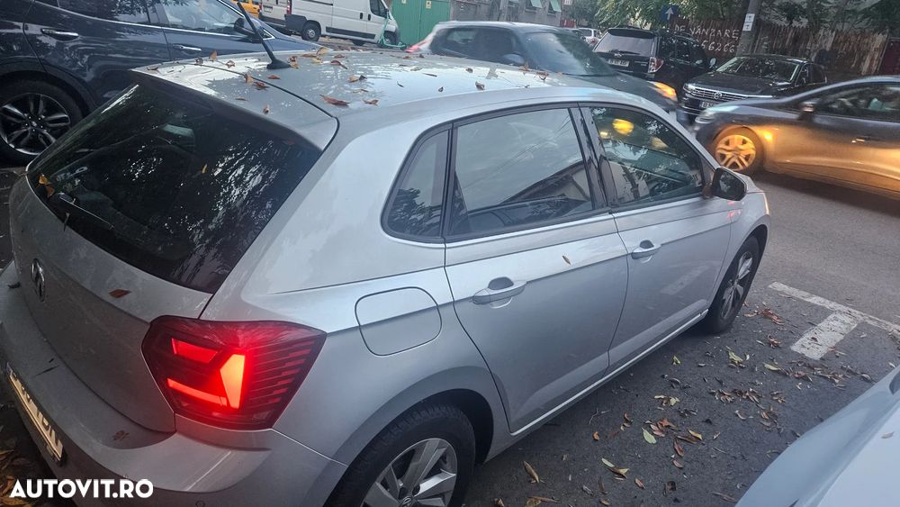 Volkswagen Polo - 2