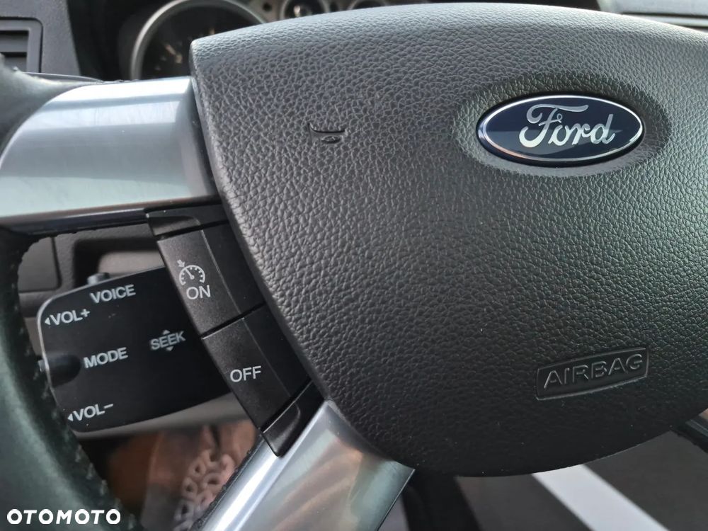 Ford Kuga 2.0 TDCi 2x4 Individual - 30