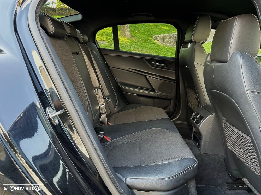 Jaguar XE 2.0 D R-Sport Aut. - 14